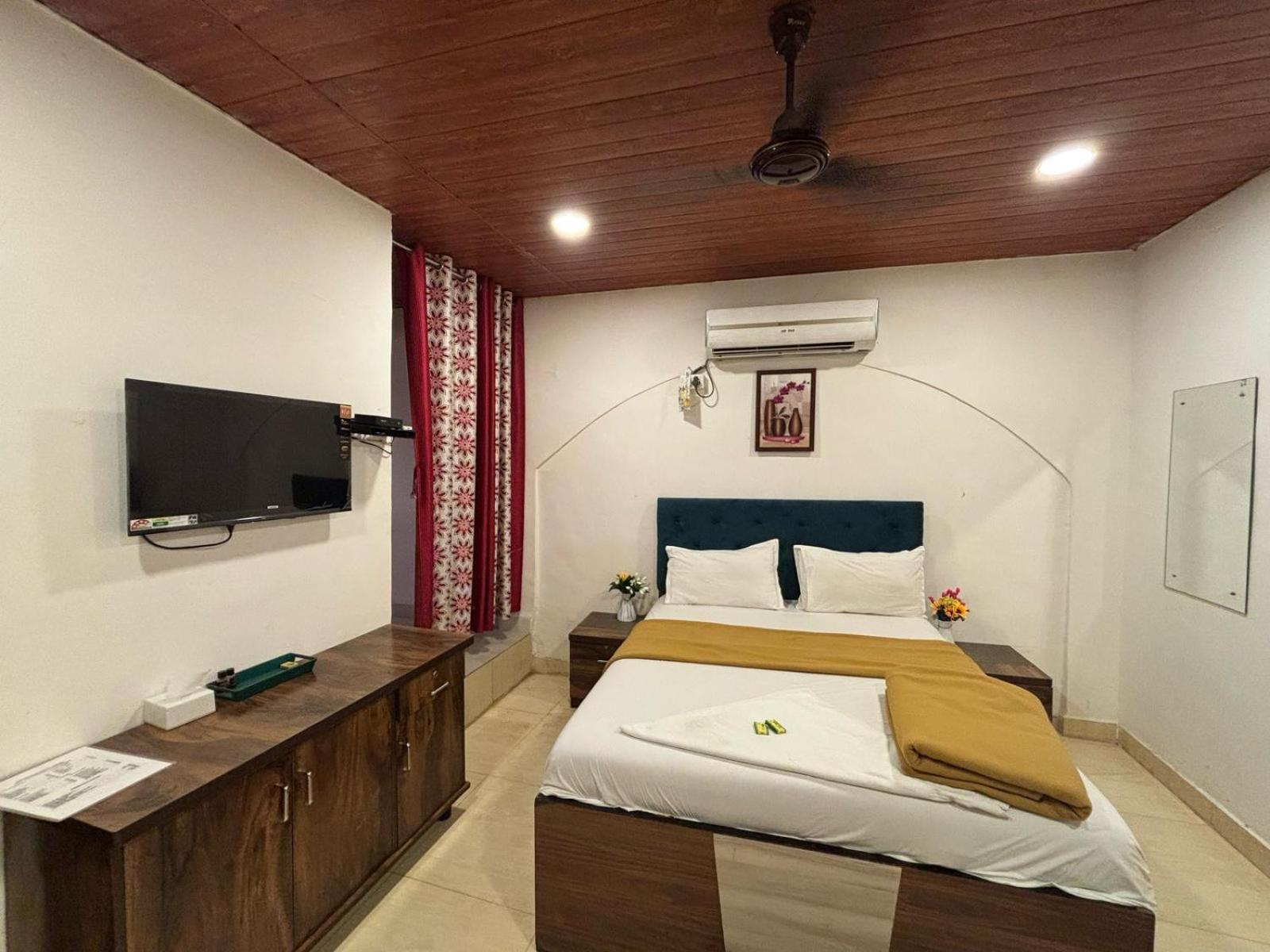 Rockdale Hotel & Resort Mira-Bhayandar Exterior photo